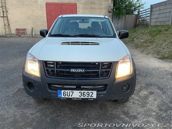 Ostatní značky Ostatní modely Isuzu D-Max 2,5   D-MAX TD r.v.2011 2011