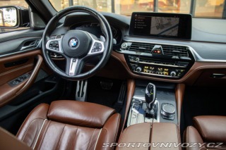 BMW 5 530d xDrive M Sport mHEV 2021