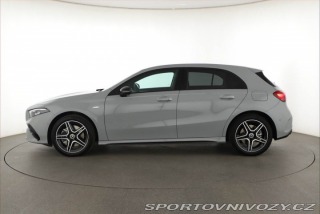 Mercedes-Benz A A 250 e, AMG LINE 2025