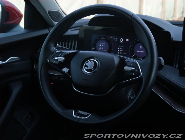 Škoda Superb 2.0 TSI 2024