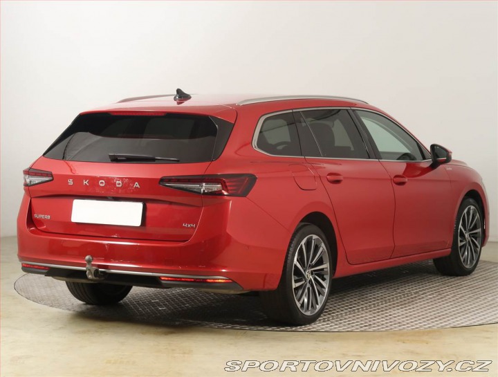Škoda Superb 2.0 TSI 2024