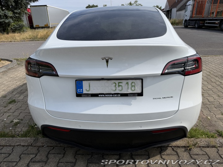 Tesla Model Y Long Range AWD 2021