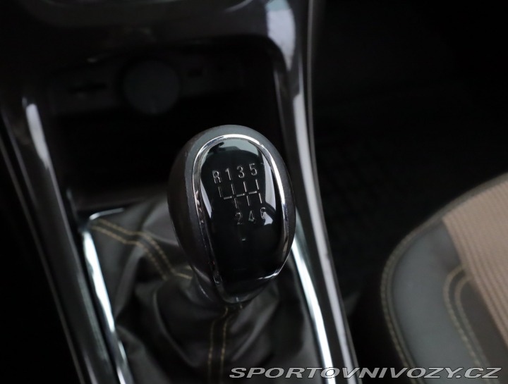 Opel Astra 2.0 CDTI 2013