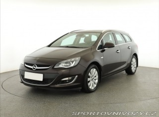 Opel Astra 2.0 CDTI 2013