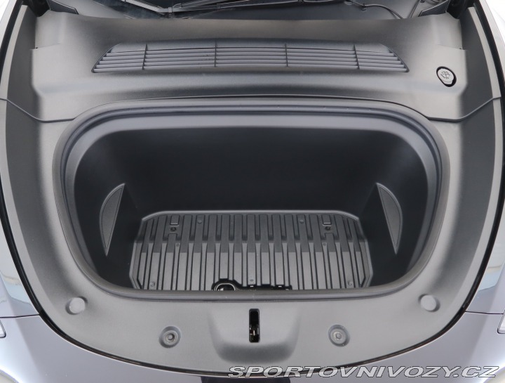 Tesla Model Y Long Range AWD 79kWh 2023