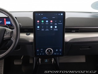Ford Mustang Mach-E Standard Range RW 2021