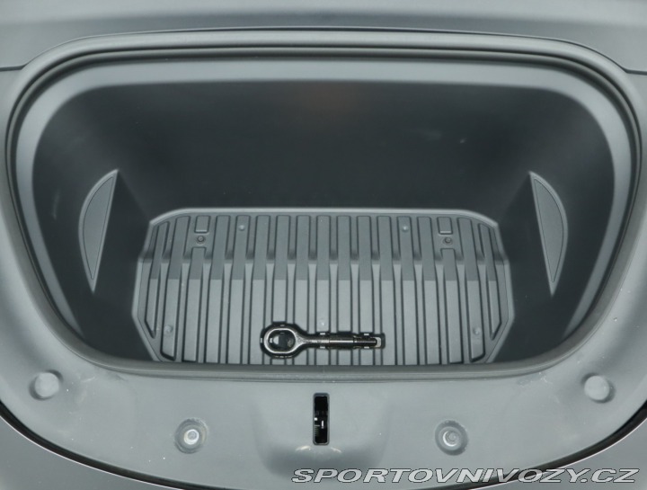 Tesla Model Y Long Range AWD 79kWh 2023
