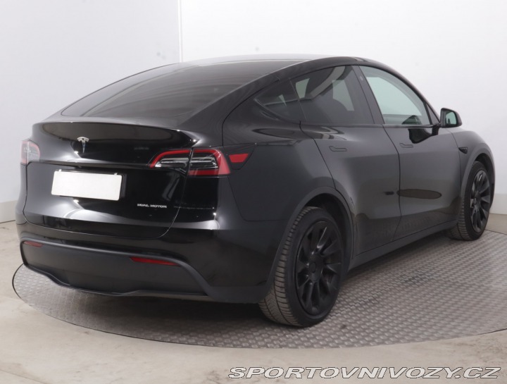 Tesla Model Y Long Range AWD 79kWh 2023