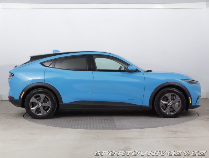 Ford Mustang Mach-E Standard Range RW 2024