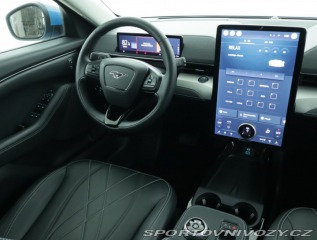 Ford Mustang Mach-E Standard Range RW 2024