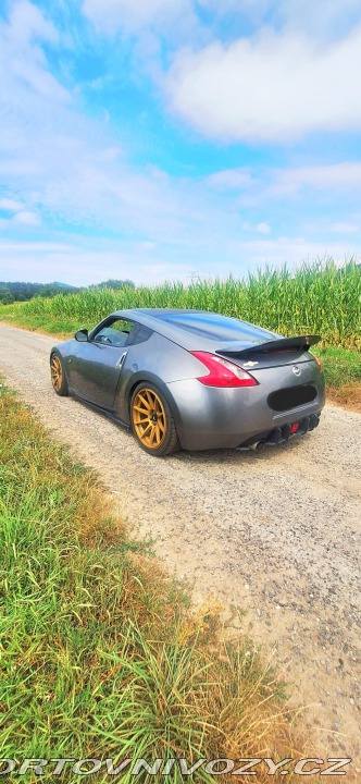 Nissan 370 Z  2017