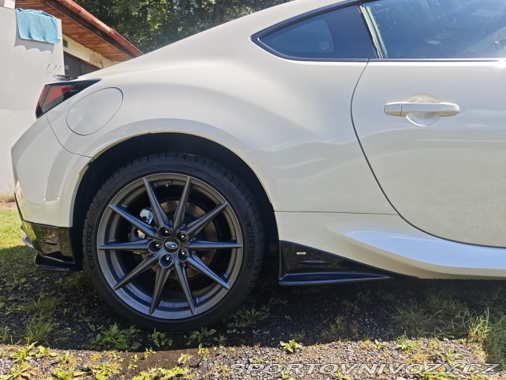 Subaru BRZ 2024