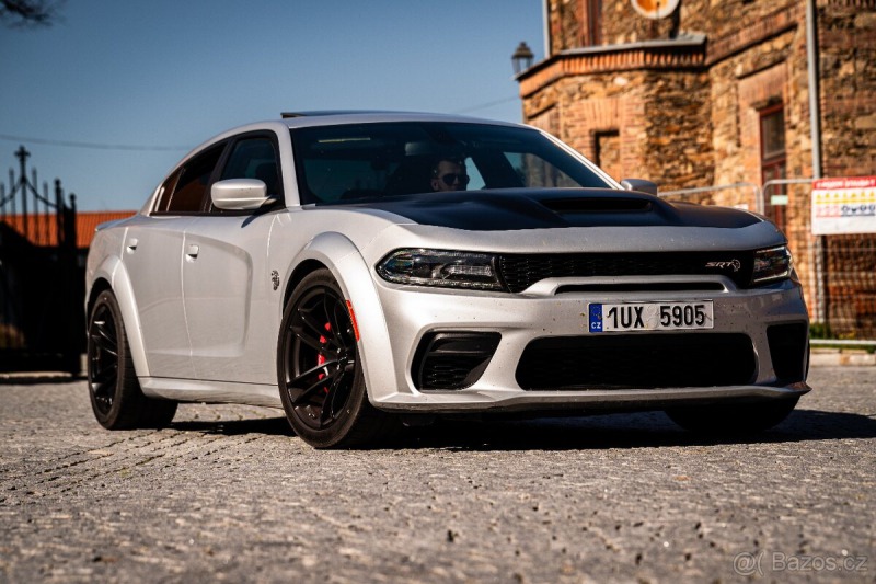 Dodge Charger Widebody hellcat