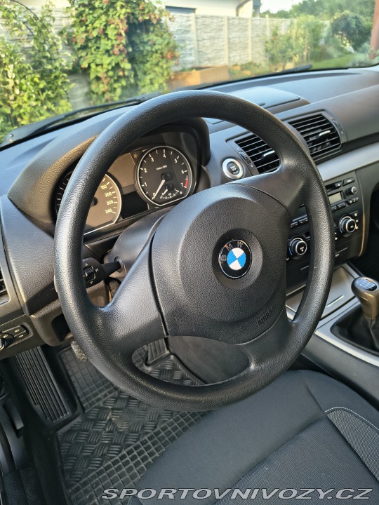 BMW 1 118i 2010