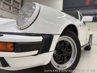 Porsche 911 Carrera 1984