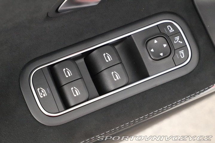 Mercedes-Benz A AMG Line A 250 e 2025