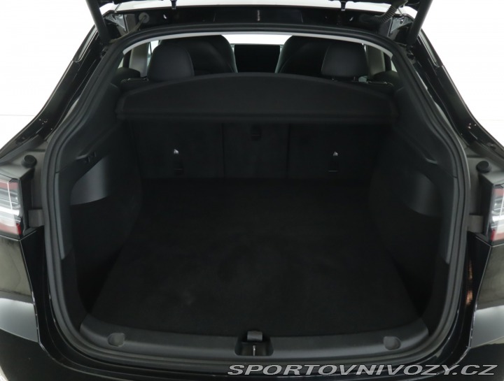 Tesla Model Y Long Range AWD 79kWh 2023