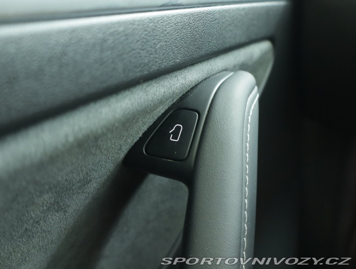 Tesla Model Y Long Range AWD 79kWh 2023