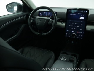 Ford Mustang Mach-E Standard Range RW 2021