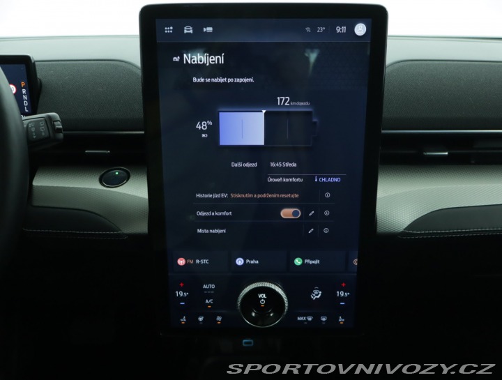 Ford Mustang Mach-E Standard Range RW 2021