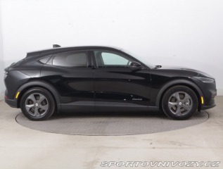 Ford Mustang Mach-E Standard Range RW 2021
