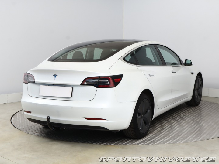 Tesla Model 3 Std Range Plus 52kWh 2019