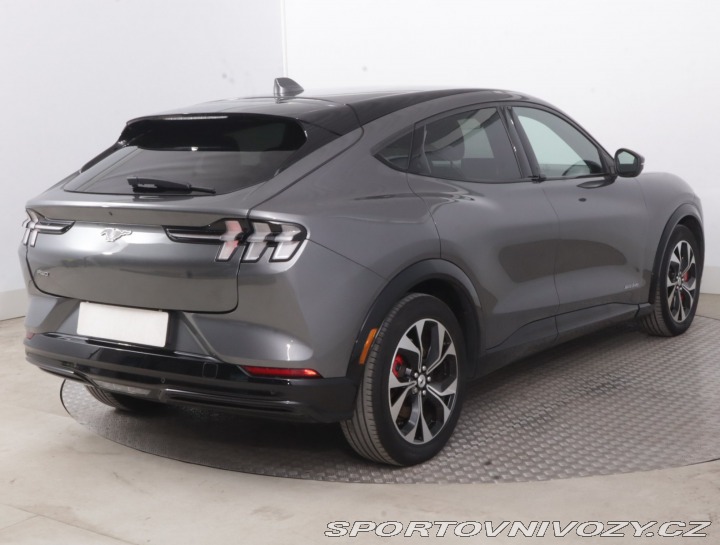 Ford Mustang Mach-E Standard Range AW 2021