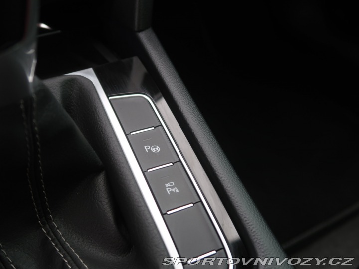 Volkswagen Arteon R-line 1.5 TSI 2022