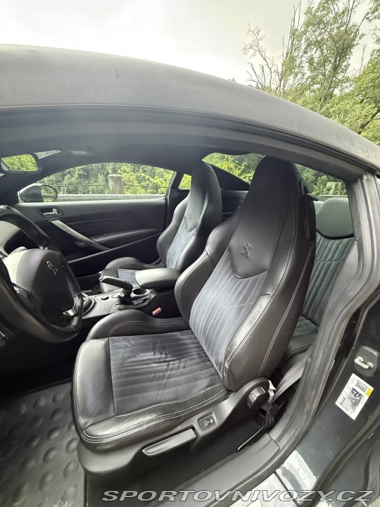 Peugeot RCZ 1.6 16V GTline automat 2013