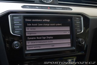 Volkswagen Ostatní modely Passat Variant Variant 2.0 BiTDI 240k B 2017