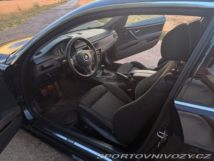 BMW 3 325i Coupé 2008