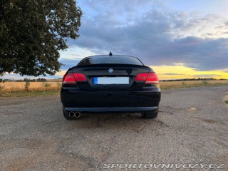BMW 3 325i Coupé 2008