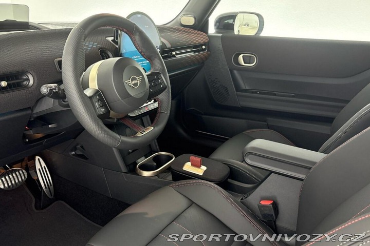 Mini Cooper 3dvéř. John Cooper Works 2026