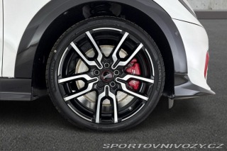 Mini Cooper 3dvéř. John Cooper Works 2026