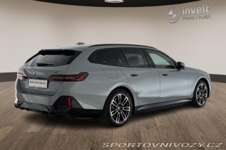 BMW i5 xDrive40 Touring 2026