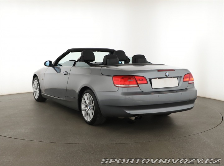 BMW 3 330 i 2007