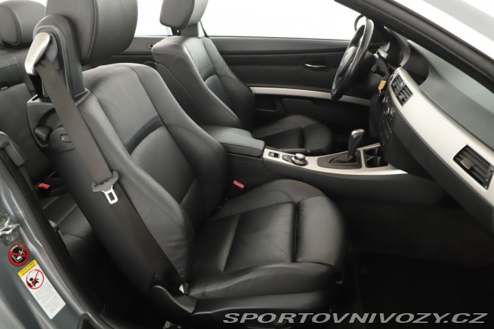 BMW 3 330 i 2007