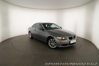 BMW 3 330 i 2007