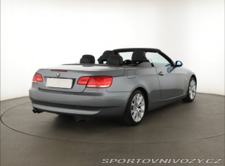 BMW 3 330 i 2007