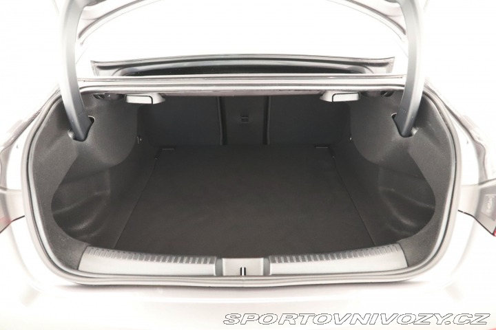 Mercedes-Benz CLA AMG Paket 200 d 2024