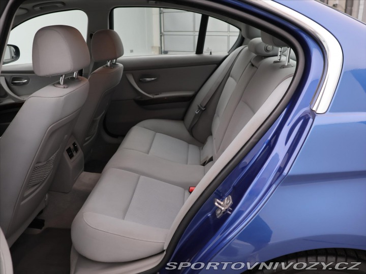 BMW 3 3.0 325i 160kW Aut.klima 2009
