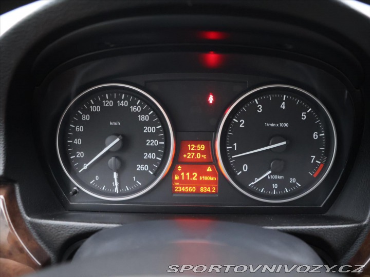 BMW 3 3.0 325i 160kW Aut.klima 2009