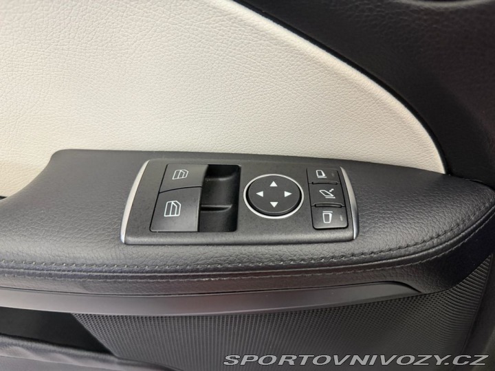 Mercedes-Benz SLK 7G-TRONIC KOMPRESOR, TEMP 2012