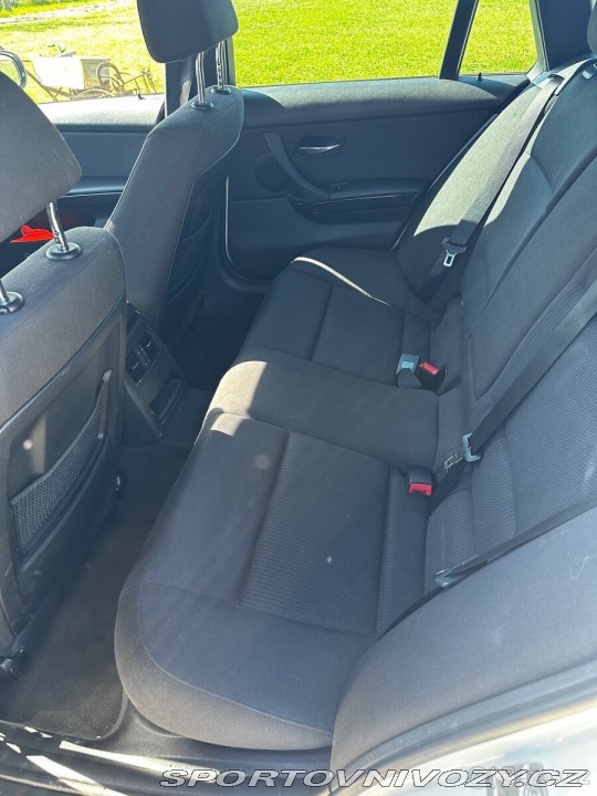 BMW 3 3,0 330d LCI 180kW e91 2011