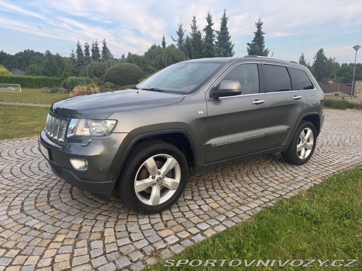 Ostatní značky Ostatní modely Jeep Grand Cherokee 3,0 Overland SUMMIT CRD 1800