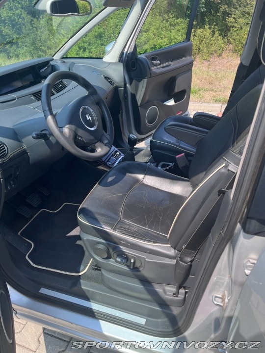 Renault Ostatní modely Espace 2,0 dCi 110 kW 7míst 2011