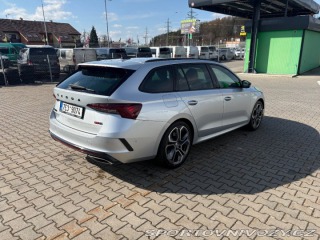 Škoda Ostatní modely Octavia 2,0 RS TSI DSG 2024 49t 2024