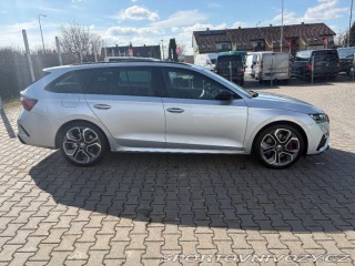 Škoda Ostatní modely Octavia 2,0 RS TSI DSG 2024 49t 2024