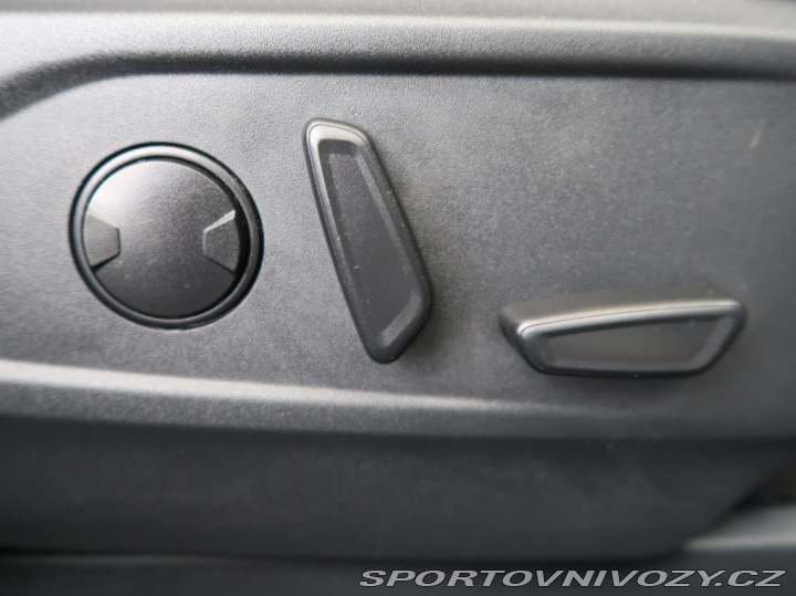 Ford Mustang Mach-E Premium,98,7kWh,RW 2023