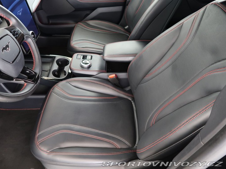 Ford Mustang Mach-E Premium,98,7kWh,RW 2023